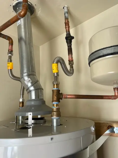 Water heater installation and plumbing repair in Park Forest